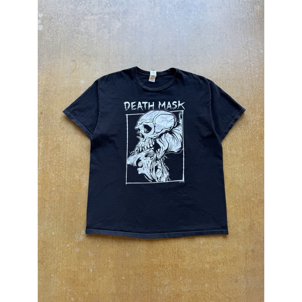 Death Mask Skull Obscure Punk Grunge Band T-Shirt (X-Large) Y2K Skater Surfer